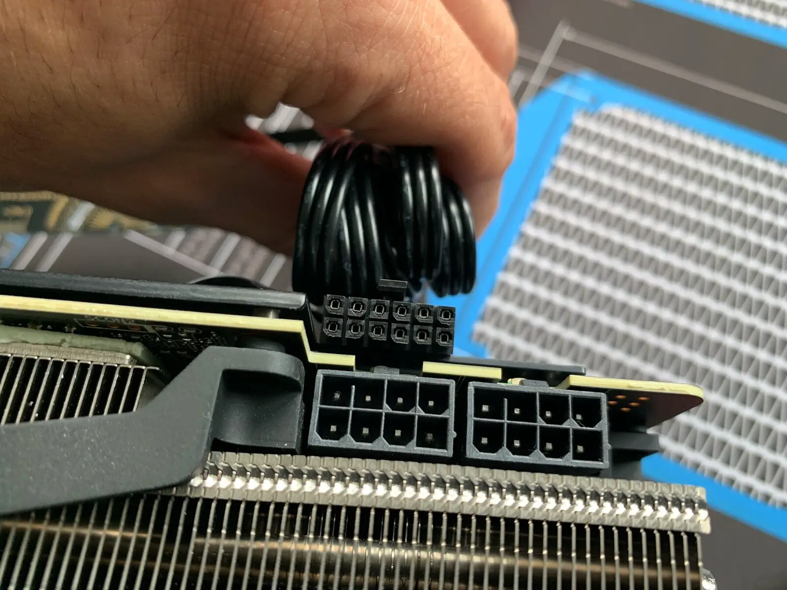 remove the gpu power connectors