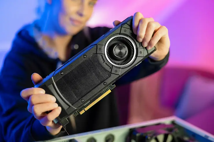 How to Remove Graphics Card From PC